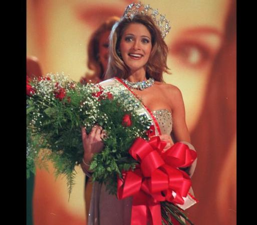 Miss USA 1998 – Shawnae Jebbia.