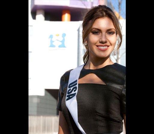 1 DE NOVIEMBRE 2013 - Erin Brady de 25 años es la bella representante de los Estados Unidos.