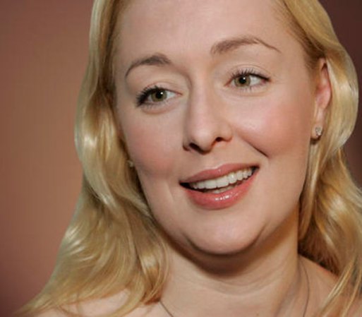 La cantante de música “country” Mindy McCready murió a los 37 años de edad tras suicidarse de un balazo.
