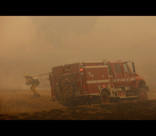 Los incendios en el condado de San Diego y otras partes del sur de California, han obligado a decenas de miles de personas a evacuar sus hogares.