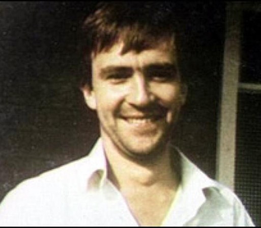 En 1990, secuestradores libaneses dejaron en libertad al periodista británico John McCarthy, quien estuvo cautivo por más de 5 años. Fue entregado a funcionarios sirios en el Líbano por la Jihad Islámica (Guerra Santa).