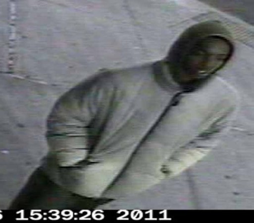 Estos malhechores han cometido crímenes de robo, asalto, violación, entre otros, y siguen sueltos. Si los has visto llama al 1-800-577-TIPS.