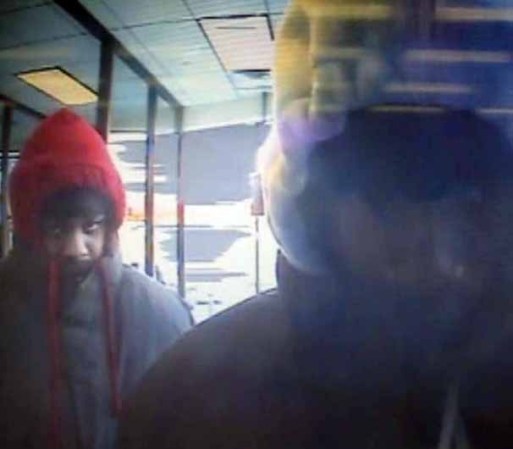 Estos malhechores han cometido crímenes de robo, asalto, violación, entre otros, y siguen sueltos. Si los has visto llama al 1-800-577-TIPS.