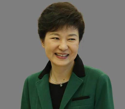 #11: Geun-hye Park tiene 61 años de edad y es la presidente de Corea del Sur.