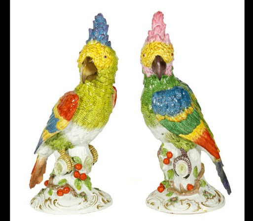 Pericos de porcelana: Precio inicial $1,000