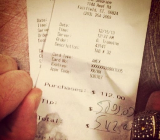 Esta propina de $5,000 la dejó en un restaurante en Fairfield, CT este fin de semana.