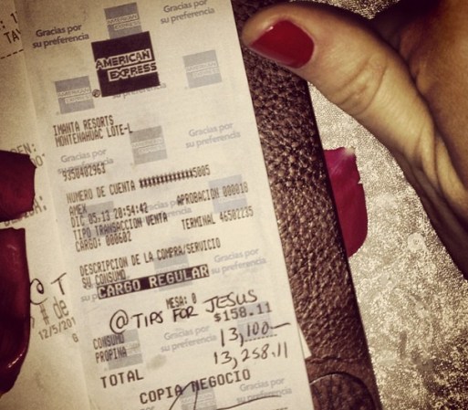 Acá está el recibo que acredita los $13,100 y dice que es únicamente para Carlos.