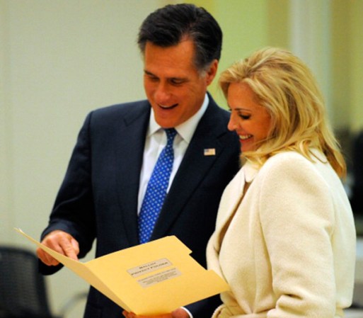 Ann Romney se ha ganado el reconocimiento por ser una mujer luchadora, tras superar un cáncer de mama y tener que lidiar con la esclerosis múltiple.