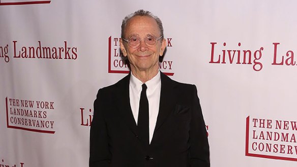 La impresionante actuación de Grey como el malvado maestro de ceremonias en "Cabaret" le valió un Oscar y un premio Tony.