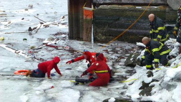 Asombroso rescate de niños en el Bronx River