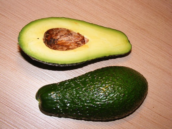 Es un supresor importante del apetito. Además que es rico en L-Carnitina y aminoácidos que ayudan tu metabolismo a trabajar mejor.