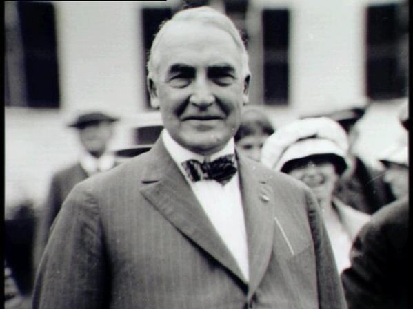 El presidente Warren Harding (1921-1923) vio su reputación asediada por rumores de que mantuvo un vínculo extramarital con una mujer casada.