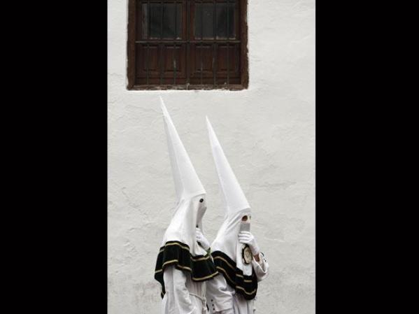 Córdoba, España: Procesión de la cofradía de La Paz y Esperanza .