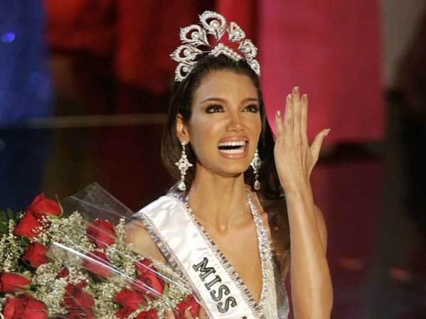 Dato interesante: se desmayó momentáneamente al enterarse de que se ganó la corona, algo que atribuyó al cansancio incurrido en el certamen.