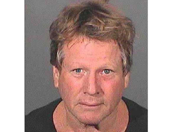 El actor Ryan O'Neal asaltó a su hijo adulto el 3 de febrero del 2007, según la policía.