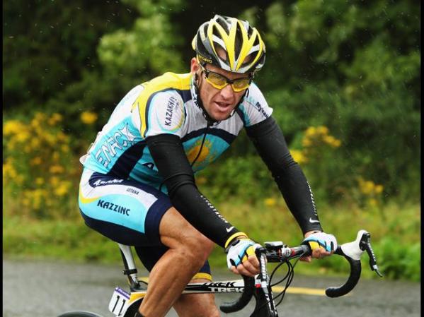 Lance Armstrong: ciclista con siete triunfos en el Tour de Francia.