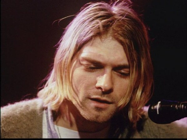 Kurt Cobain, 27 años (1967-1994): líder de la banda Nirvana de tal éxtio que ha vendido más de 50 millones de discos en el mundo. Se suicidó con una pistola, tenía problemas de adicción y tendencias suicidas.