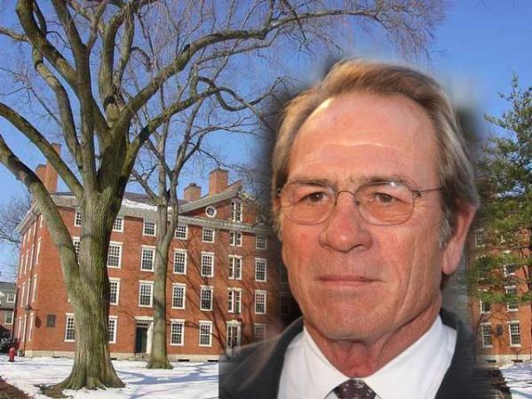 Tommy Lee Jones estudió Inglés en Harvard.