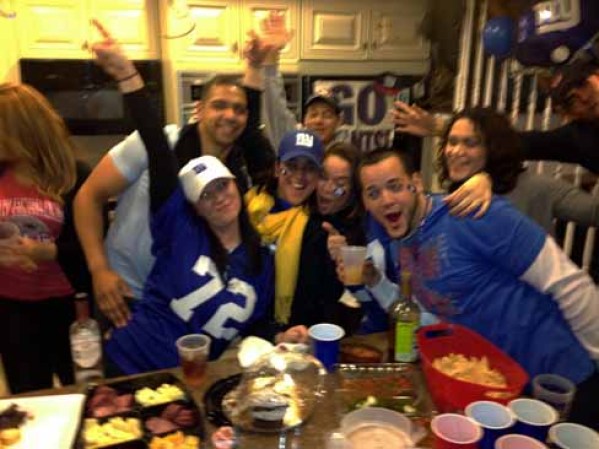 Muchos aficionados hasta dejaron de ir a trabajar para celebrar la victoria de los Giants desde Nueva Jersey.