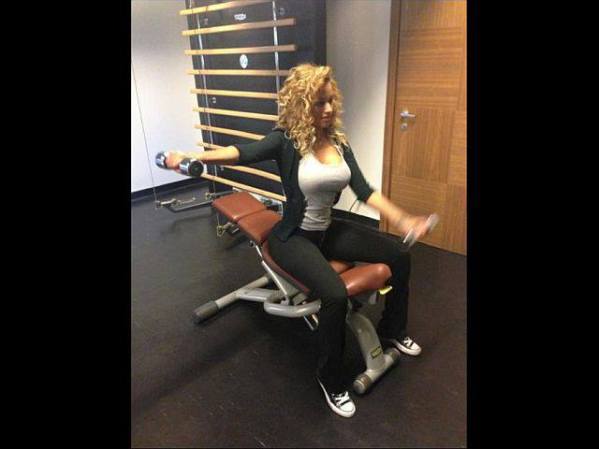 Fanny Neguesha