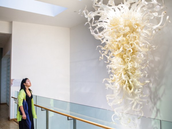 El “Mingei International Museum” se ha entreagado a la misión de exponer el arte contemporáneo nacional e internacional y está ubicado en el Parque Balboa, en San Diego, California.