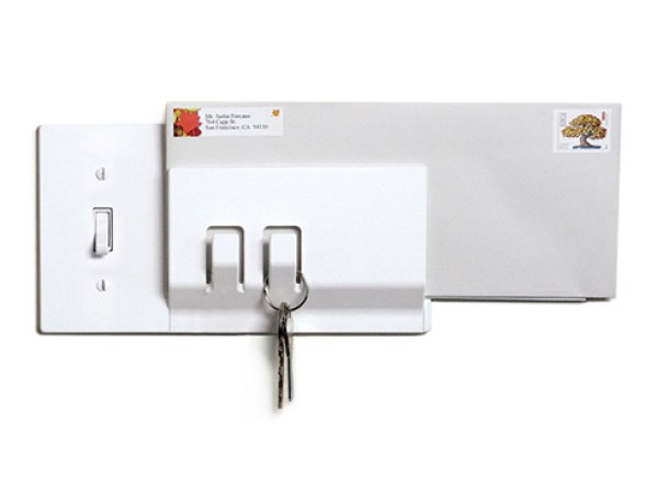 ¡El correo y las llaves en un solo lugar! Disponible en walhub.com, $19.
