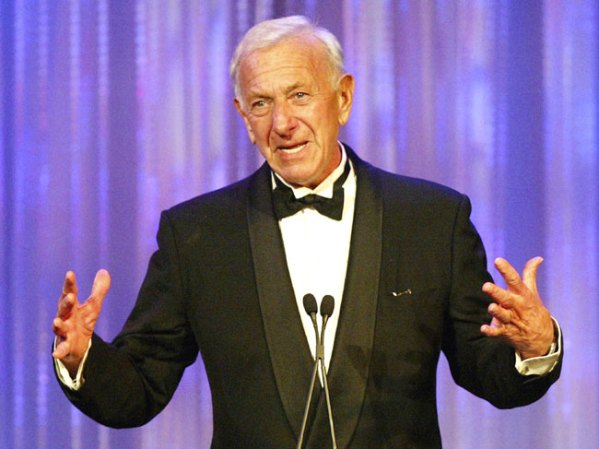 24 DE DICIEMBRE, 2012: Fallece el actor estadounidense Jack Klugman, conocido por la serie de televisión "The Odd Couple". Tenía 90 años.