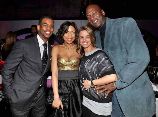 Ivette Prieto y Michael Jordan con Chris Paul y Jada Crawley.