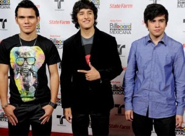 3Ball MTY, la banda revelación, llega a la ceremonia como la más nominada.