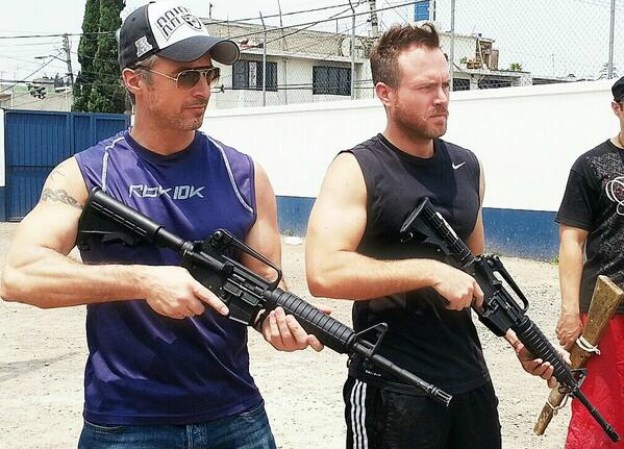 Las exigencia de la historia han sometido a Diego Solano y a Erik Hayser a un arduo entrenamiento que incluye manejo de armas y diversas disciplinas de defensa personal.