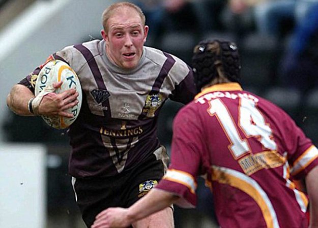 Garry John Purdham era un jugador de rugby profesional en Inglaterra. Fue una de las 12 víctimas mortales de un pistolero fuera de control el 2 de junio de 2010.