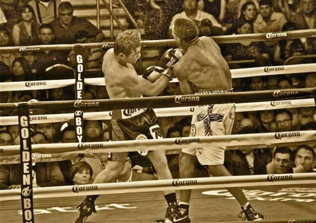 Saúl El Canelo Alvarez enfrentará a Floyd Mayweather el 14 de septiembre en Las Vegas. Un combate a muerte en lo que es el rival más difícil en la carrera del mexicano. Una pelea de invictos.