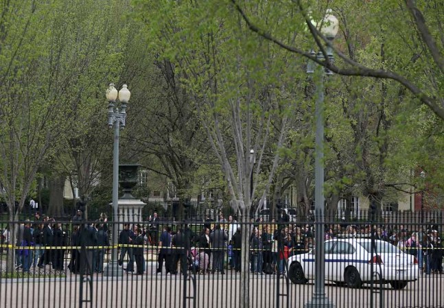 Las medidas de precaución en los alrededores de la Casa Blanca eran evidentes.