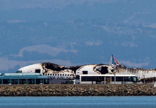 El cierre de las operaciones en el aeropuerto de San Francisco repercutió en la suspensión de vuelos o desvíos de aviones en cientos de aeropuertos de todo Estados Unidos.