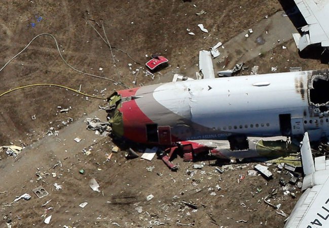 Un Boeing 777 se estrella al aterrizar en San Francisco. Venía de Seúl.