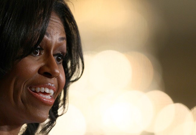 Michele Obama, en su papel como Primera Dama, Obama ha sido punto de apoyo de gran cantidad de causas, entre las que sobresales la que propenden por una sala alimentación y las de carácter educativo.