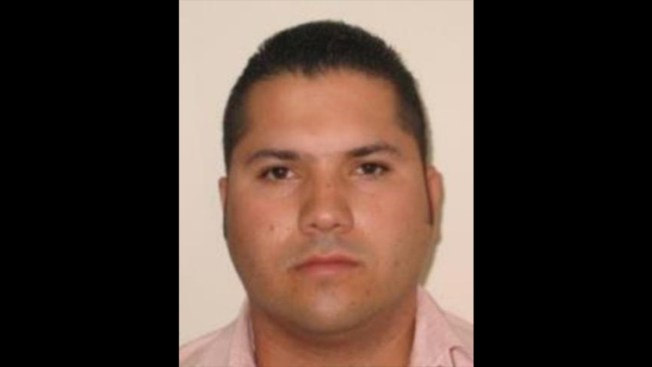 FBI ofrece recompensa por El Chapo Isidro FBI ofrece recompensa por El Chapo Isidro