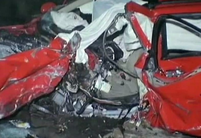 Herman estrelló su camioneta SUV contra varios autos.