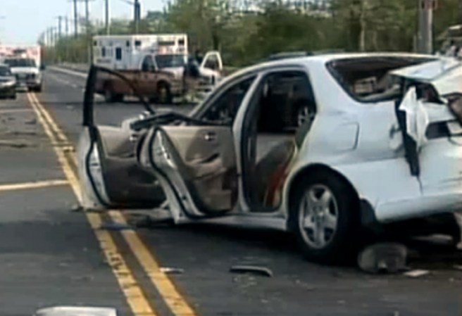 Un accidente multi vehicular durante el fin de semana dejó al menos 10 personas heridas Queens.