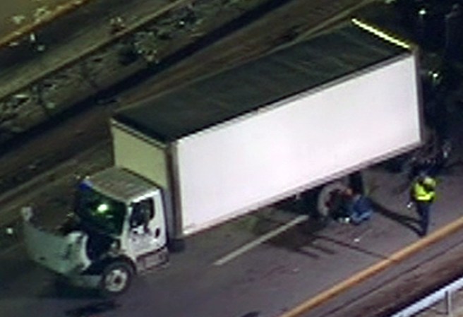 El Long Island Expressway fue cerrado por varias millas.