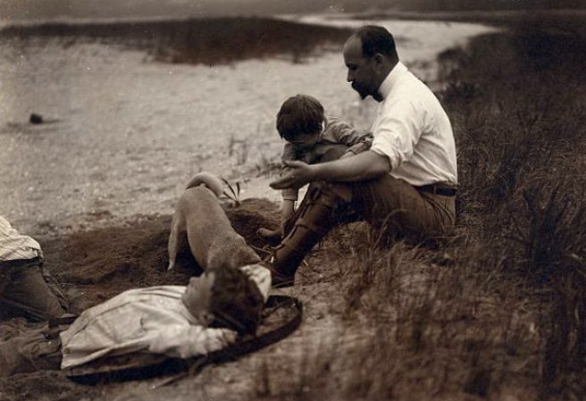 Imágenes de la bahía de Nueva York en los años 1900’s, cuando aún muchas de sus islas permanecían primitivas y ajenas al industrialismo.