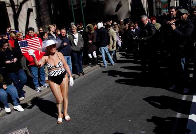 Imágenes del desfile del Día de Pascuas, celebrado anualmente en la ciudad de Nueva York, en la Quinta Avenida de Manhattan.