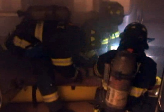 El departamento de bomberos FDNY muestra de cerca su entrenamiento en Nueva York.