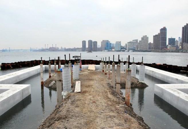 Louis Kahn fue designado como el arquitecto principal.