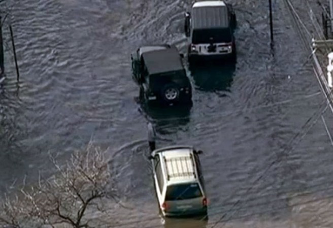 Varios sectores de Nueva York y Nueva Jersey quedan inundados de agua tras ser azotados por lluvias torrenciales.