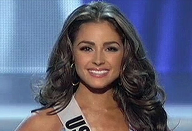 La mirada y sonrisa angelical de la Miss Universo 2013, Olivia Culpo, nos deleitaron durante una visita exclusiva a nuestros estudios de Buenos Días Nueva York.