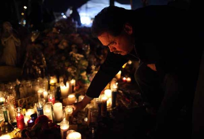 Varias vigilias se han llevado a cabo desde la trágica masacre.