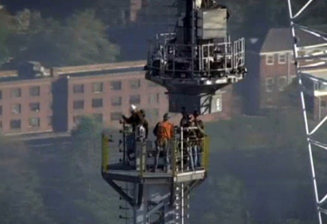 Instalan la clavija que convierte al nuevo One World Trade Center en el más alto del hemisferio oeste, con una altitud de 1,776 pies.