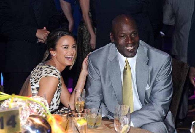 Ivette Prieto y Michael Jordan.
