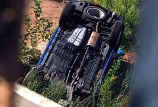 Una camioneta SUV perdió el control y se estrelló en Brooklyn este miércoles.